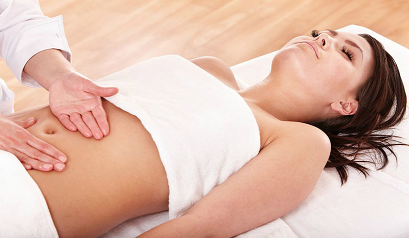 Những điều cần biết khi bấm huyệt chữa đau dạ dày tại nhà