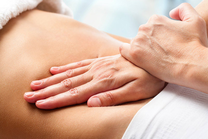 Bấm huyệt có thể làm giảm nhanh cơn đau dạ dày