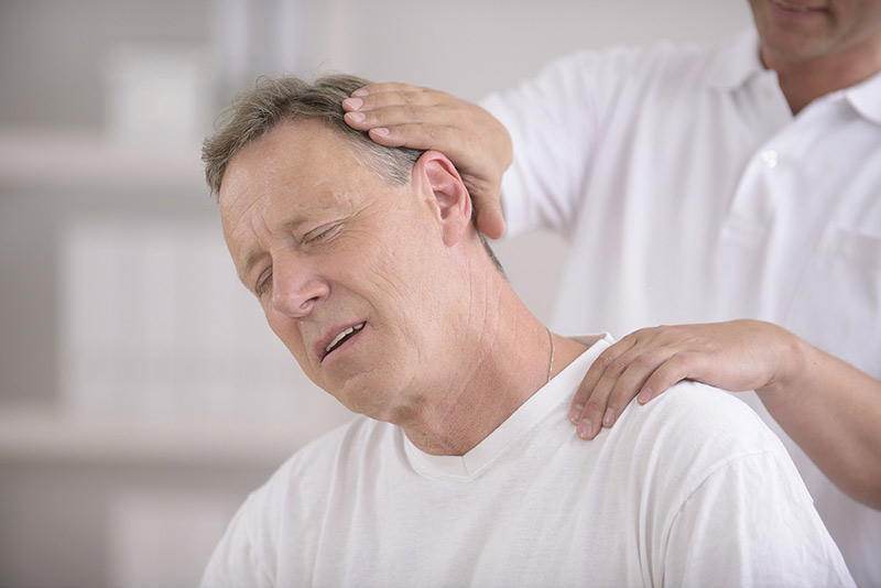 Huyệt Phong Trì chữa bệnh gì? Các bệnh lý liên quan đến cổ - vai - gáy - mắt
