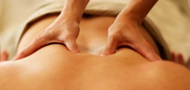Bấm huyệt Tỳ Du ngay tại nhà với các thao tác đơn giản