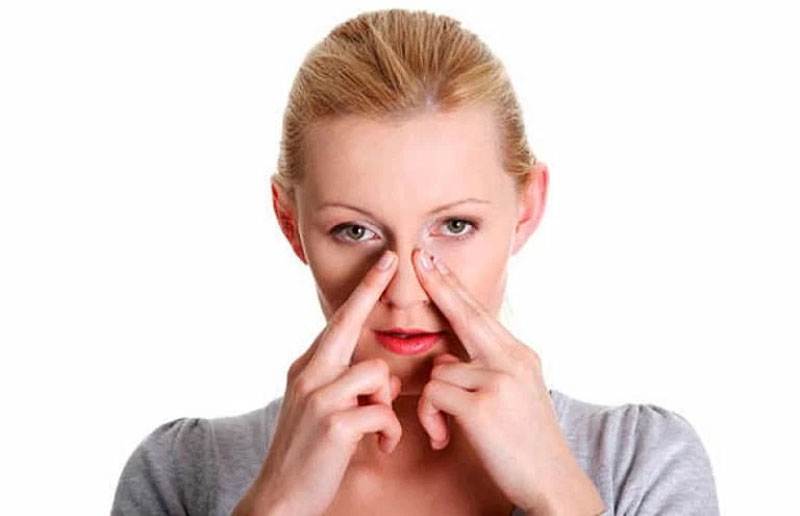 Bấm huyệt trị nghẹt mũi mang lại hiệu quả nhanh chóng