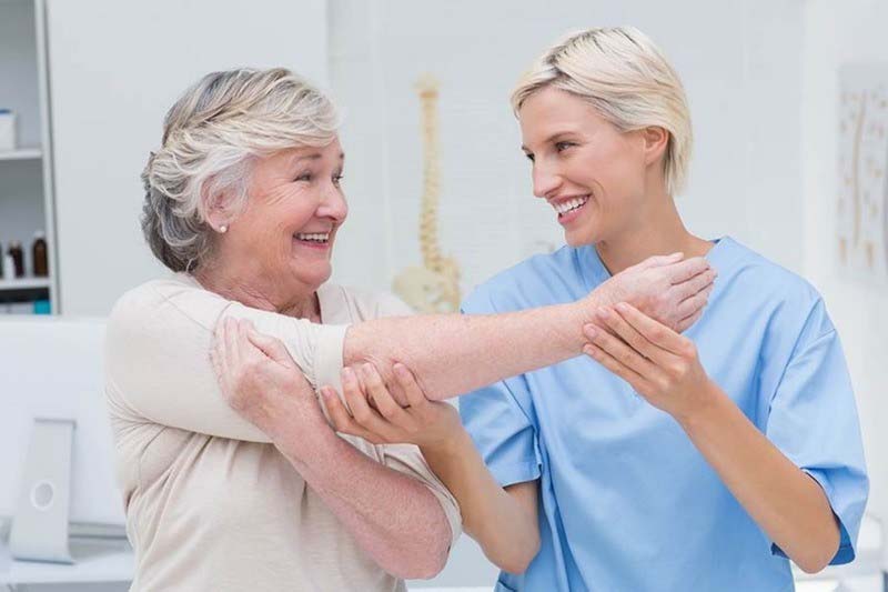Kết hợp bấm huyệt Thiên Trì giúp phục hồi sức khỏe sau bệnh