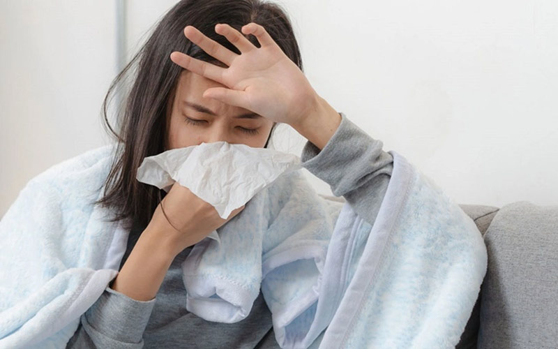 Lạm dụng bấm huyệt khiến hệ miễn dịch suy yếu