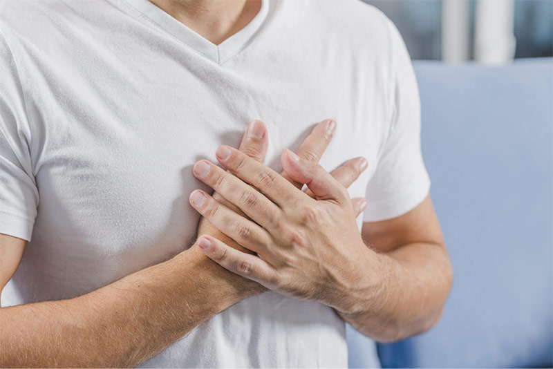 Kích thích huyệt giúp giảm đau ngực, đau cơ ngực