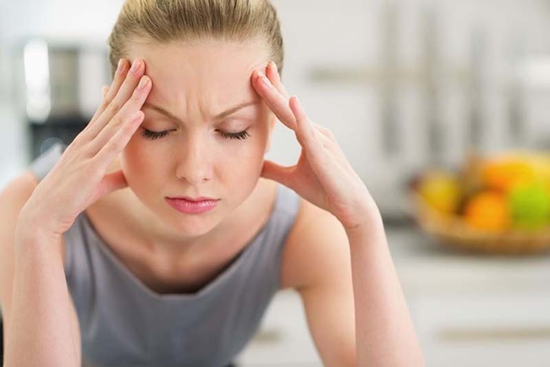 Trị đau đầu, rối loạn tiền đình - Tác dụng huyệt Tứ Thần Thông