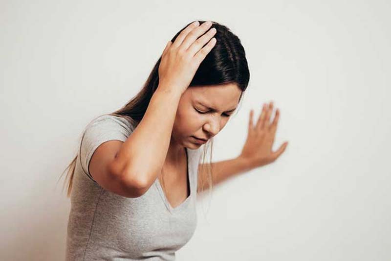 Huyệt Trung Quản giúp cải thiện tình trạng chóng mặt