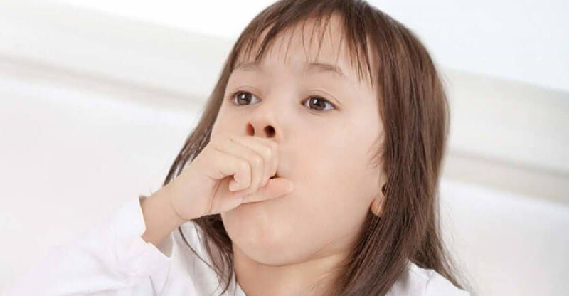 Tổng hợp các cách massage giảm ho cho bé an toàn, hiệu quả