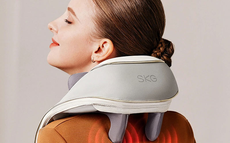 Máy massage cổ vai gáy loại nào tốt? Review chi tiết